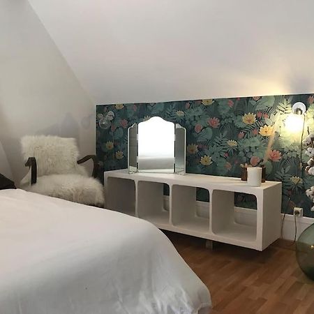 Maisonnette Le Long Du Loing Episy Exteriör bild